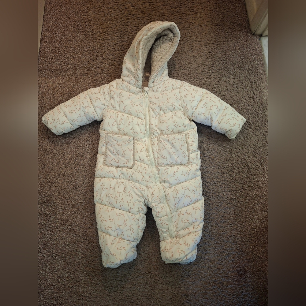Cozy Jessica Simpson Hooded Baby Snowsuit Size 12 Months